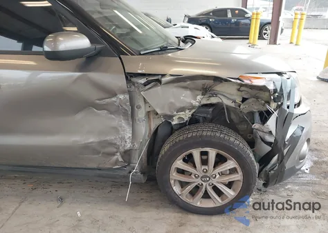 2017 Kia Soul + z USA, uszkodzony, nr VIN KNDJP3A54H7433464